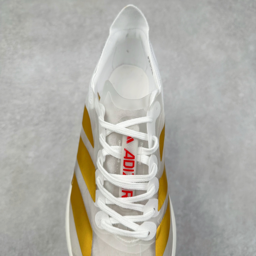 图片[5]-AD Adizero Eva SL M 零度进化版系列低帮轻便透气竞速休闲运动慢跑鞋 IH5568 相信大家对去年 adidas 横空出世的「顶级超跑」adiZero Adios Pro EVO 1 记忆犹新！不仅登顶阿迪史上最轻跑鞋宝座，更在接下来的全球马拉松赛事中，持续书写着惊人成绩，被网友戏称新一代「阿迪神鞋」全网刷屏！极简设计语言与强烈速度感和存在感的鞋侧三线，让人过目不忘，特别种草！其中定位于中长跑训练的 adidas Adizero Evo SL，整体外观造型与 adiZero Adios Pro EVO 1 非常相似。中底配置方面搭载全掌 Lightstrike Pro，鞋面采用透气网面示人，契合日常训练鞋的定位，更加耐用。外底给到了马牌橡胶，及类似上代竞速旗舰 adidas Adizero Adios Pro 3 区域分布。整体看下来无论是外观的鲜明辨识度，还是配置的扎实程度都很顶。尺码：36 36⅔ 37⅓ 38 38⅔ 39⅓ 40 40⅔ 41⅓ 42 42⅔ 43⅓ 44 45-选品中心