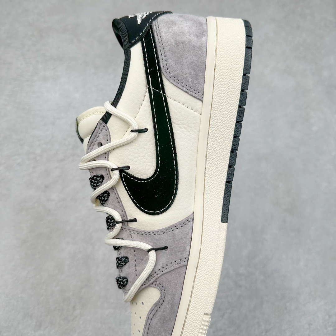 图片[7]-TS x Air Jordan AJ1 Low 倒钩低帮联名定制配色 SJ0086-139 原厂内置气垫魔块 A模大底 头层小牛皮 鞋舌AJ原厂专用牛津布+AJ专用反口珍珠布+原厂无杂质高弹内里海棉+特殊封边弹力鞋带 尺码：36 36.5 37.5 38 38.5 39 40 40.5 41 42 42.5 43 44 44.5 45 46 47.5-选品中心