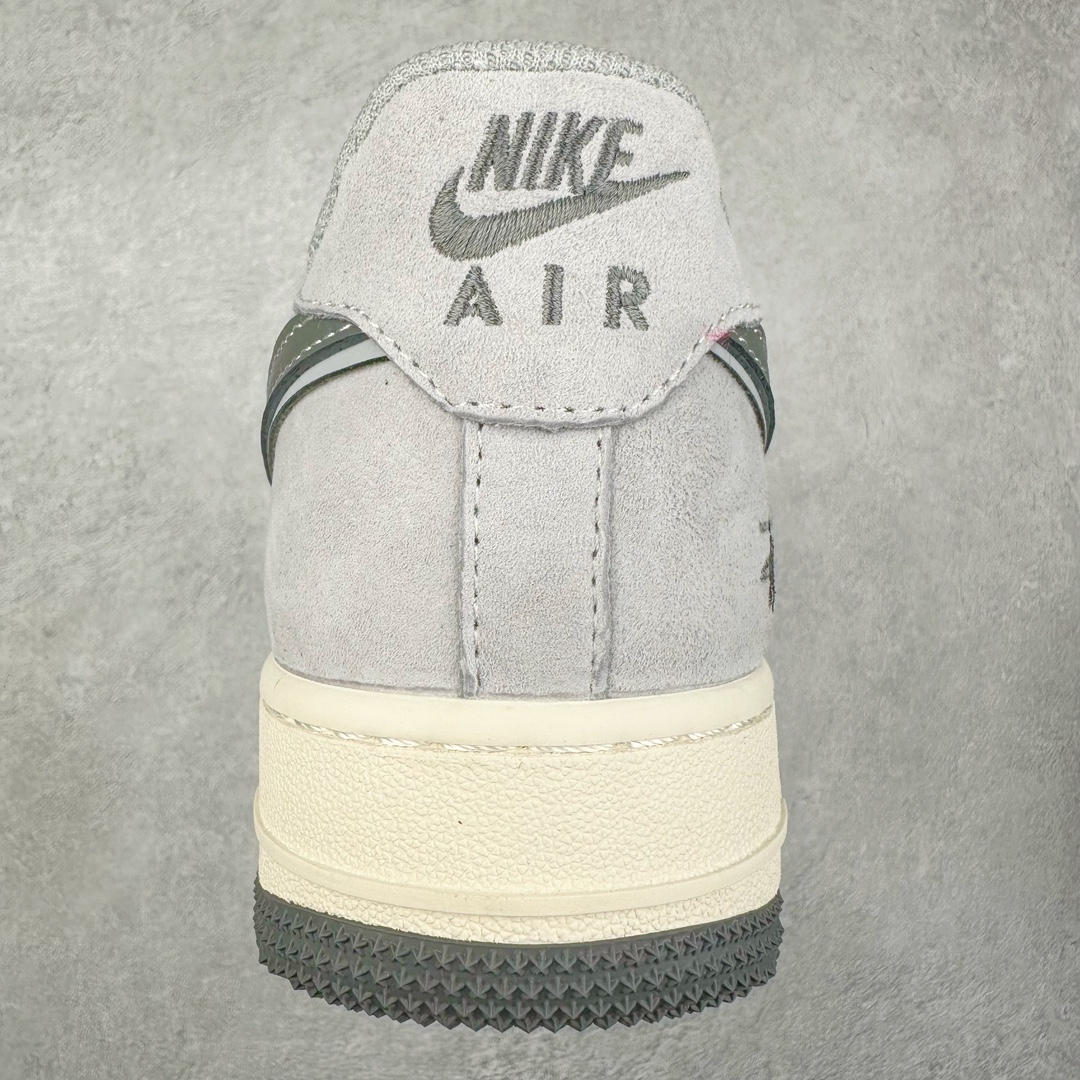 图片[8]-NK Air Force 1´07 Low 空军一号低帮百搭休闲运动板鞋 XZ3318-066 柔软、弹性十足的缓震性能和出色的中底设计 横跨复古与现代的外型结合 造就出风靡全球 三十多年的Force 1 直到今天还深受青睐 尺码：36 36.5 37.5 38 38.5 39 40 40.5 41 42 42.5 43 44 44.5 45-选品中心