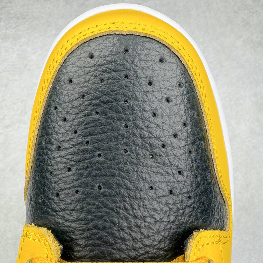 图片[15]-＃S2纯原 Wu-Tang x NK Dunk High 舒适百搭防滑耐磨高帮板鞋 黄黑色 HJ4320-001 独家原厂航空铝磨具打磨大底 鞋头坡度极致还原 原盒原配 圈内天花板工艺 原厂冲刀 超高清洁度 全鞋零毛边皮料切割 全套原楦原模倾力打造完美版型 采用原厂百宏鞋带以及原厂百宏织唛舌标 内标可供原厂几率过验 原厂中底布黄色点胶 原厂中底布拉帮走线遵循公司‼️尺码：36 36.5 37.5 38 38.5 39 40 40.5 41 42 42.5 43 44 44.5 45 46 47.5-选品中心