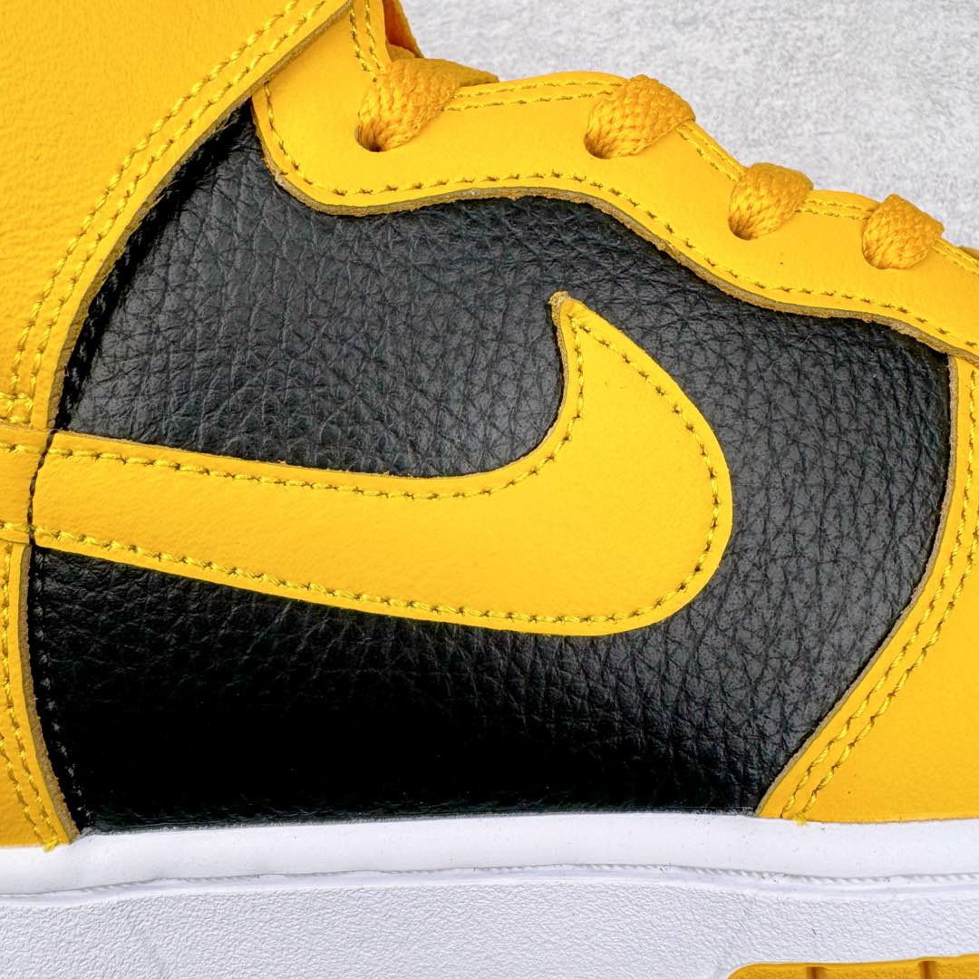 图片[18]-＃S2纯原 Wu-Tang x NK Dunk High 舒适百搭防滑耐磨高帮板鞋 黄黑色 HJ4320-001 独家原厂航空铝磨具打磨大底 鞋头坡度极致还原 原盒原配 圈内天花板工艺 原厂冲刀 超高清洁度 全鞋零毛边皮料切割 全套原楦原模倾力打造完美版型 采用原厂百宏鞋带以及原厂百宏织唛舌标 内标可供原厂几率过验 原厂中底布黄色点胶 原厂中底布拉帮走线遵循公司‼️尺码：36 36.5 37.5 38 38.5 39 40 40.5 41 42 42.5 43 44 44.5 45 46 47.5-选品中心