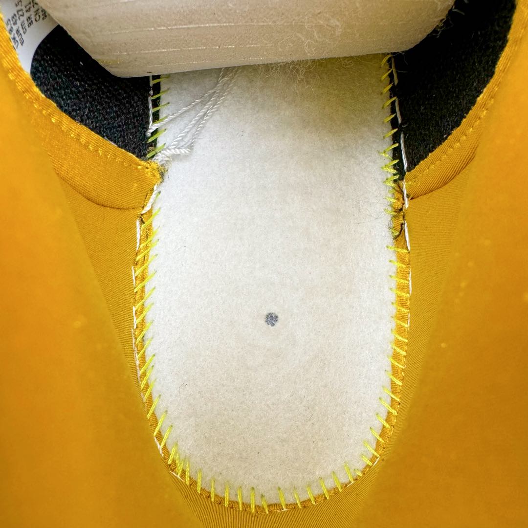 图片[10]-＃S2纯原 Wu-Tang x NK Dunk High 舒适百搭防滑耐磨高帮板鞋 黄黑色 HJ4320-001 独家原厂航空铝磨具打磨大底 鞋头坡度极致还原 原盒原配 圈内天花板工艺 原厂冲刀 超高清洁度 全鞋零毛边皮料切割 全套原楦原模倾力打造完美版型 采用原厂百宏鞋带以及原厂百宏织唛舌标 内标可供原厂几率过验 原厂中底布黄色点胶 原厂中底布拉帮走线遵循公司‼️尺码：36 36.5 37.5 38 38.5 39 40 40.5 41 42 42.5 43 44 44.5 45 46 47.5-选品中心