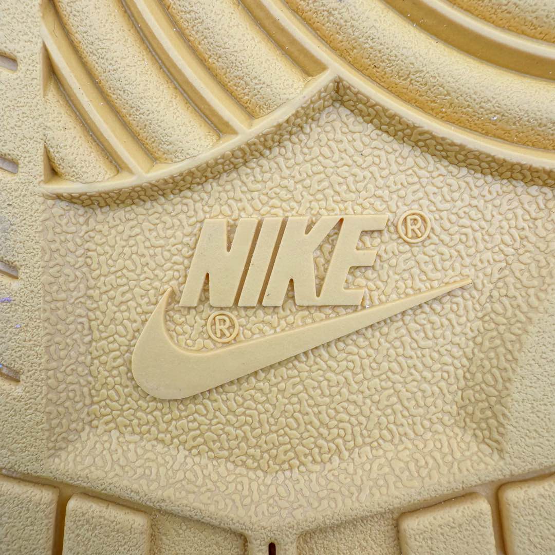 图片[19]-＃S2纯原 Wu-Tang x NK Dunk High 舒适百搭防滑耐磨高帮板鞋 黄黑色 HJ4320-001 独家原厂航空铝磨具打磨大底 鞋头坡度极致还原 原盒原配 圈内天花板工艺 原厂冲刀 超高清洁度 全鞋零毛边皮料切割 全套原楦原模倾力打造完美版型 采用原厂百宏鞋带以及原厂百宏织唛舌标 内标可供原厂几率过验 原厂中底布黄色点胶 原厂中底布拉帮走线遵循公司‼️尺码：36 36.5 37.5 38 38.5 39 40 40.5 41 42 42.5 43 44 44.5 45 46 47.5-选品中心