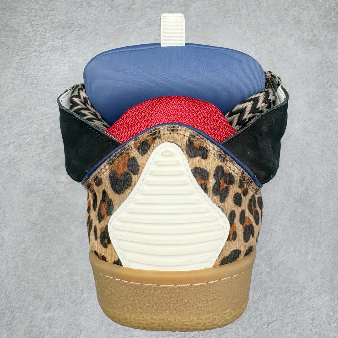 图片[8]-＃GD广顶 Lanvin Leather Curb Sneakers浪凡面包鞋 Leather是一款灵感源自90年代的运动鞋 设计自信 尺寸夸张 这款鞋由纳帕小牛皮、翻毛皮和网眼布制成 圆润的外形、加垫的鞋舌和弯曲的金属孔眼使这款精心打造的鞋格外舒适 尺码：35 36 37 38 39 40 41 42 43 44 45 46-选品中心