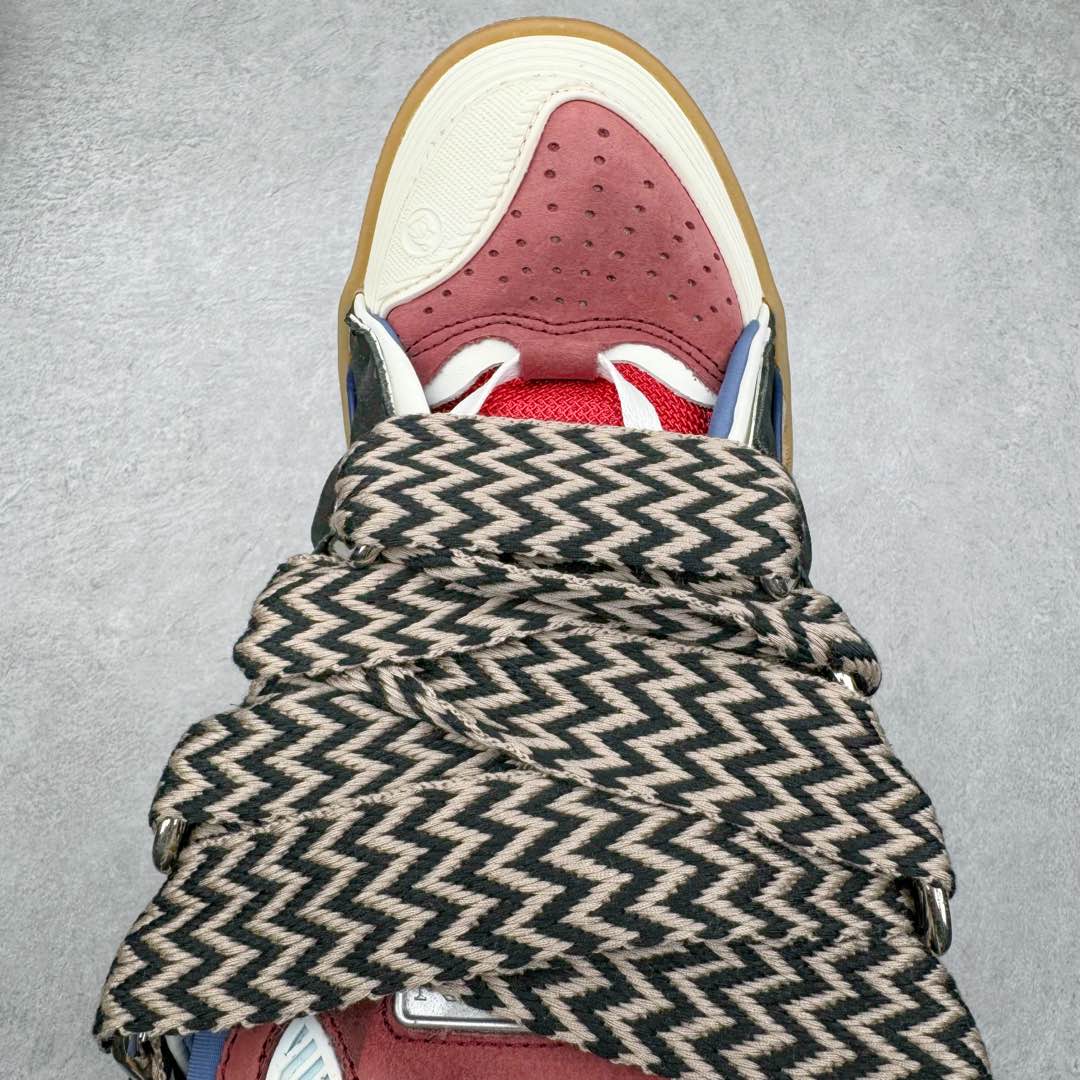 图片[4]-＃GD广顶 Lanvin Leather Curb Sneakers浪凡面包鞋 Leather是一款灵感源自90年代的运动鞋 设计自信 尺寸夸张 这款鞋由纳帕小牛皮、翻毛皮和网眼布制成 圆润的外形、加垫的鞋舌和弯曲的金属孔眼使这款精心打造的鞋格外舒适 尺码：35 36 37 38 39 40 41 42 43 44 45 46-选品中心