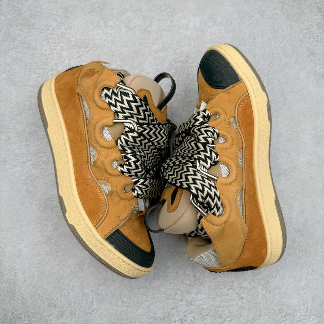 图片[3]-＃GD广顶 Lanvin Leather Curb Sneakers浪凡面包鞋 Leather是一款灵感源自90年代的运动鞋 设计自信 尺寸夸张 这款鞋由纳帕小牛皮、翻毛皮和网眼布制成 圆润的外形、加垫的鞋舌和弯曲的金属孔眼使这款精心打造的鞋格外舒适 尺码：35 36 37 38 39 40 41 42 43 44 45 46-选品中心