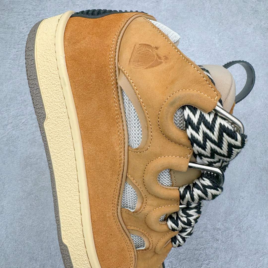图片[6]-＃GD广顶 Lanvin Leather Curb Sneakers浪凡面包鞋 Leather是一款灵感源自90年代的运动鞋 设计自信 尺寸夸张 这款鞋由纳帕小牛皮、翻毛皮和网眼布制成 圆润的外形、加垫的鞋舌和弯曲的金属孔眼使这款精心打造的鞋格外舒适 尺码：35 36 37 38 39 40 41 42 43 44 45 46-选品中心