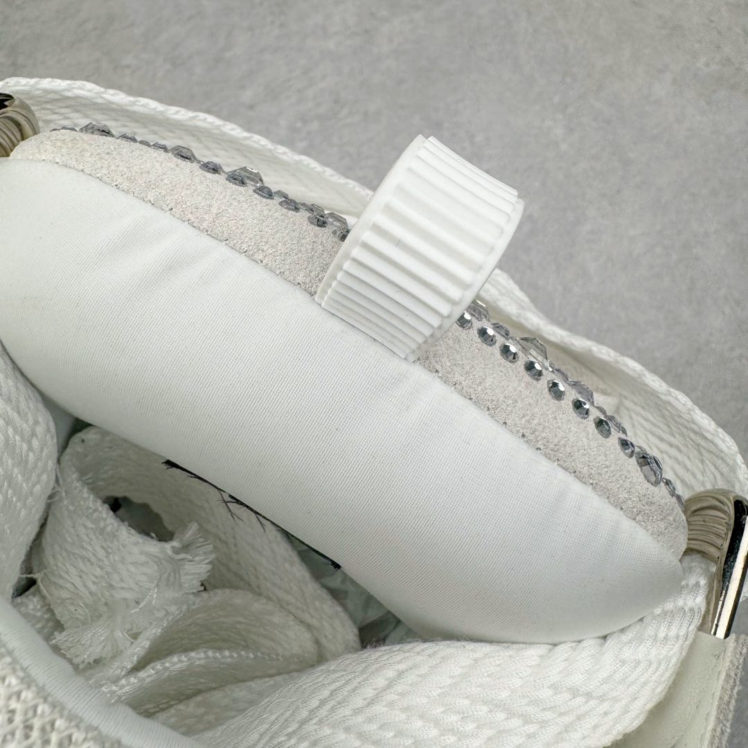 图片[10]-＃GD广顶 Lanvin Leather Curb Sneakers浪凡面包鞋 Leather是一款灵感源自90年代的运动鞋 设计自信 尺寸夸张 这款鞋由纳帕小牛皮、翻毛皮和网眼布制成 圆润的外形、加垫的鞋舌和弯曲的金属孔眼使这款精心打造的鞋格外舒适 尺码：35 36 37 38 39 40 41 42 43 44 45 46-选品中心