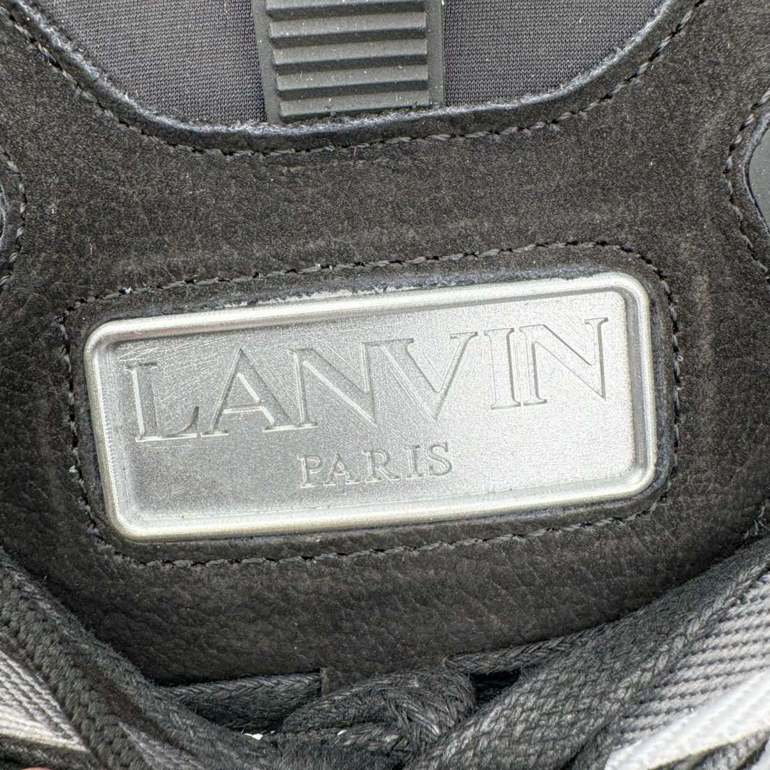 图片[12]-＃GD广顶 Lanvin Leather Curb Sneakers浪凡面包鞋 Leather是一款灵感源自90年代的运动鞋 设计自信 尺寸夸张 这款鞋由纳帕小牛皮、翻毛皮和网眼布制成 圆润的外形、加垫的鞋舌和弯曲的金属孔眼使这款精心打造的鞋格外舒适 尺码：35 36 37 38 39 40 41 42 43 44 45 46-选品中心