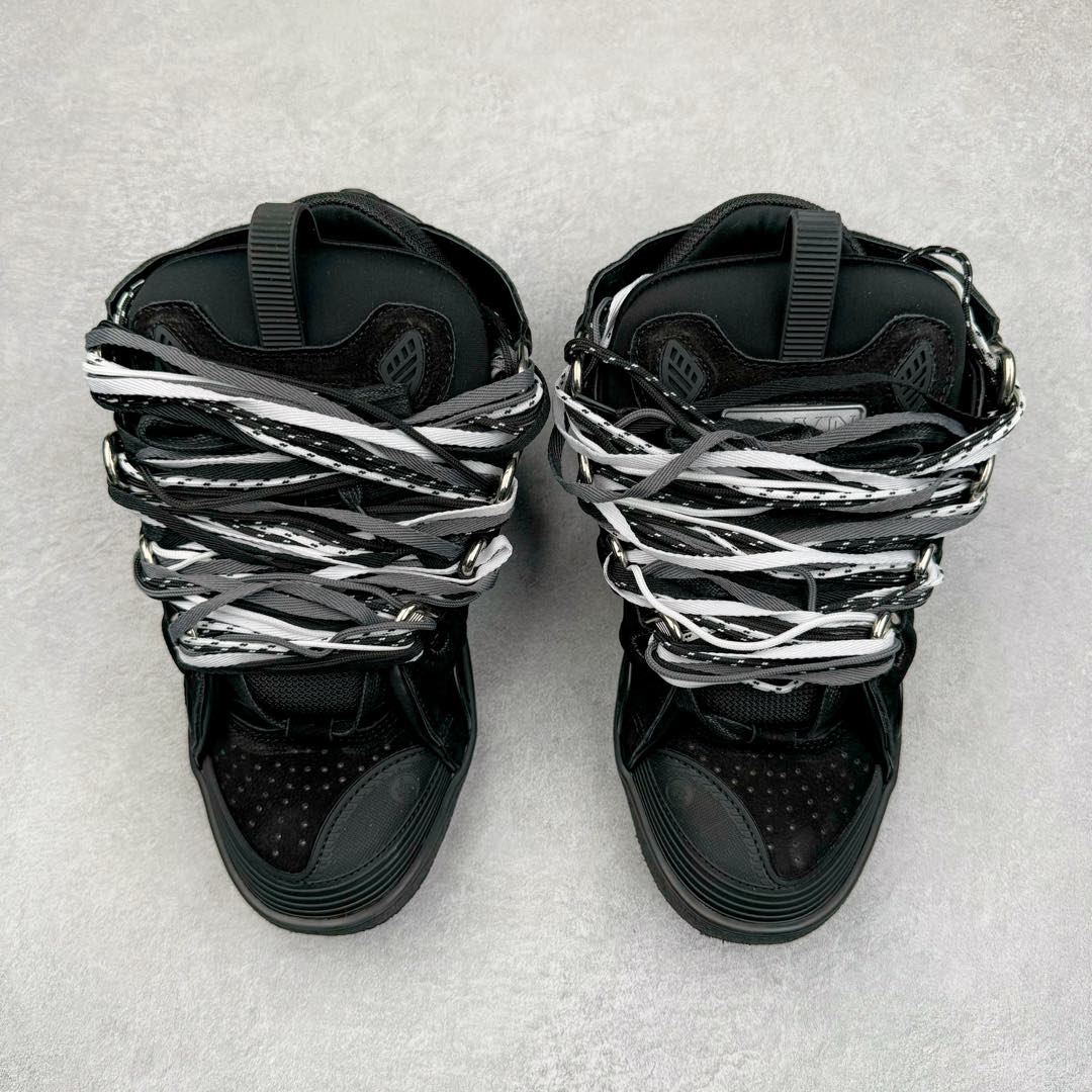 图片[2]-＃GD广顶 Lanvin Leather Curb Sneakers浪凡面包鞋 Leather是一款灵感源自90年代的运动鞋 设计自信 尺寸夸张 这款鞋由纳帕小牛皮、翻毛皮和网眼布制成 圆润的外形、加垫的鞋舌和弯曲的金属孔眼使这款精心打造的鞋格外舒适 尺码：35 36 37 38 39 40 41 42 43 44 45 46-选品中心