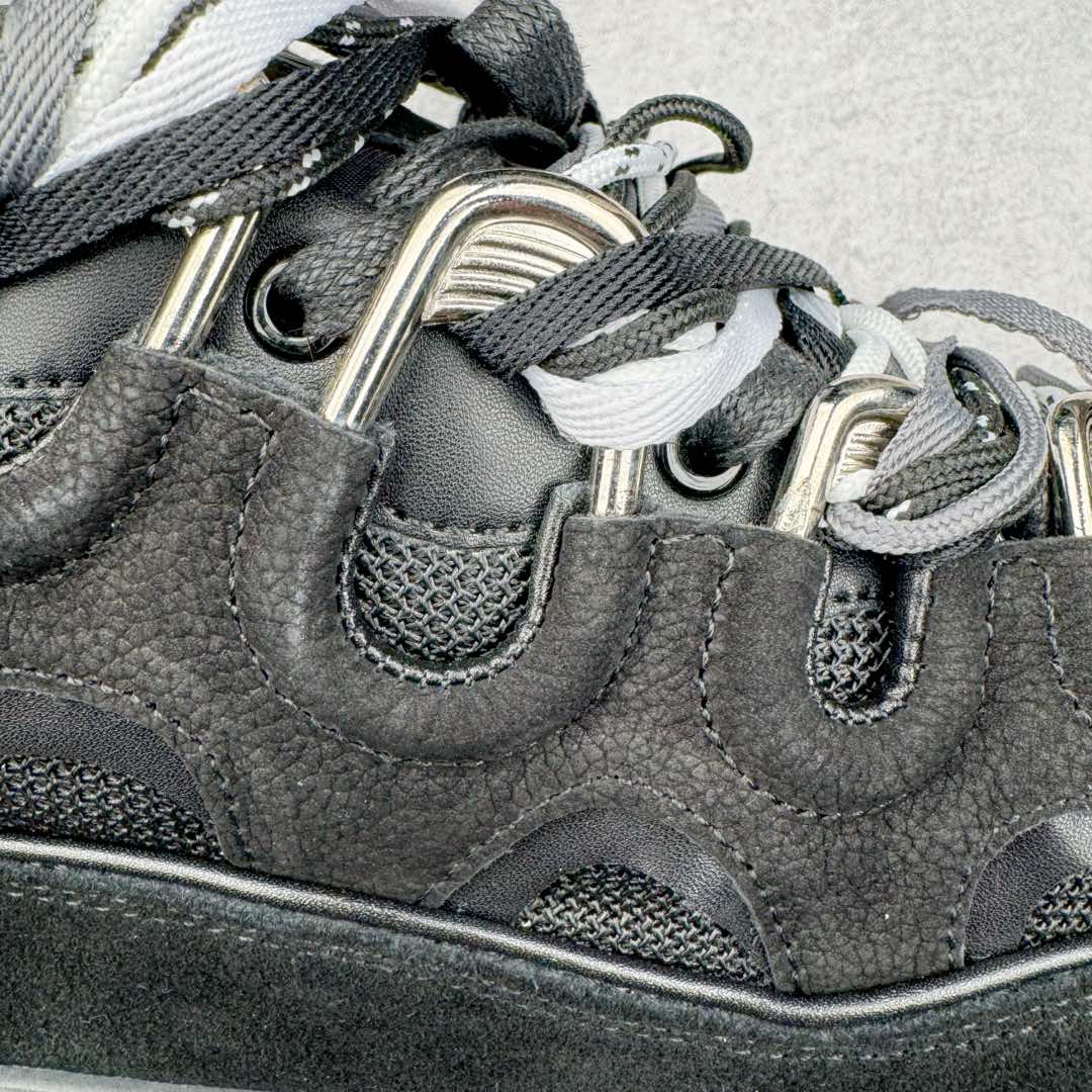 图片[16]-＃GD广顶 Lanvin Leather Curb Sneakers浪凡面包鞋 Leather是一款灵感源自90年代的运动鞋 设计自信 尺寸夸张 这款鞋由纳帕小牛皮、翻毛皮和网眼布制成 圆润的外形、加垫的鞋舌和弯曲的金属孔眼使这款精心打造的鞋格外舒适 尺码：35 36 37 38 39 40 41 42 43 44 45 46-选品中心