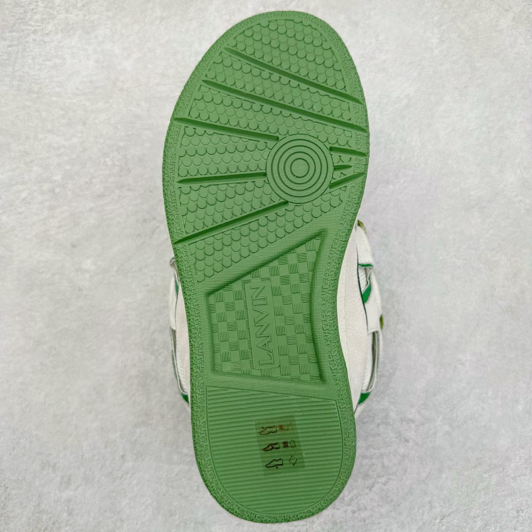 图片[9]-＃GD广顶 Lanvin Leather Curb Sneakers浪凡面包鞋 Leather是一款灵感源自90年代的运动鞋 设计自信 尺寸夸张 这款鞋由纳帕小牛皮、翻毛皮和网眼布制成 圆润的外形、加垫的鞋舌和弯曲的金属孔眼使这款精心打造的鞋格外舒适 尺码：35 36 37 38 39 40 41 42 43 44 45 46-选品中心