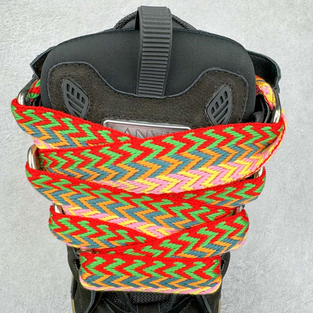 图片[5]-＃GD广顶 Lanvin Leather Curb Sneakers浪凡面包鞋 Leather是一款灵感源自90年代的运动鞋 设计自信 尺寸夸张 这款鞋由纳帕小牛皮、翻毛皮和网眼布制成 圆润的外形、加垫的鞋舌和弯曲的金属孔眼使这款精心打造的鞋格外舒适 尺码：35 36 37 38 39 40 41 42 43 44 45 46-选品中心