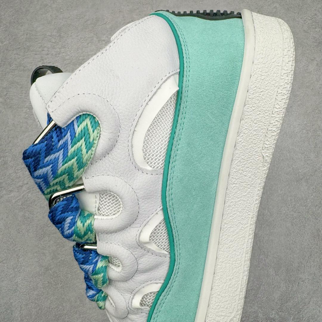 图片[7]-＃GD广顶 Lanvin Leather Curb Sneakers浪凡面包鞋 Leather是一款灵感源自90年代的运动鞋 设计自信 尺寸夸张 这款鞋由纳帕小牛皮、翻毛皮和网眼布制成 圆润的外形、加垫的鞋舌和弯曲的金属孔眼使这款精心打造的鞋格外舒适 尺码：35 36 37 38 39 40 41 42 43 44 45 46-选品中心