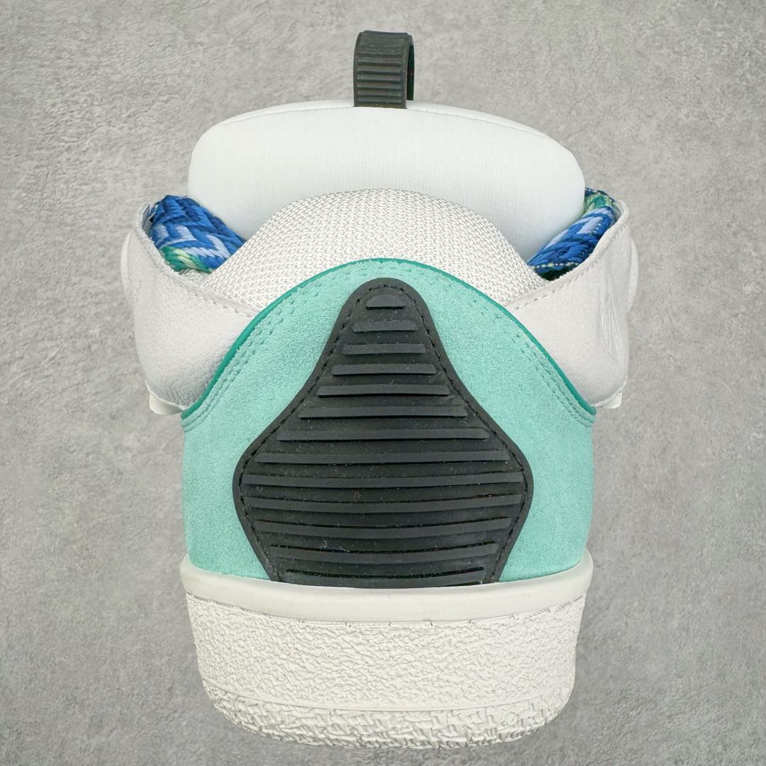 图片[8]-＃GD广顶 Lanvin Leather Curb Sneakers浪凡面包鞋 Leather是一款灵感源自90年代的运动鞋 设计自信 尺寸夸张 这款鞋由纳帕小牛皮、翻毛皮和网眼布制成 圆润的外形、加垫的鞋舌和弯曲的金属孔眼使这款精心打造的鞋格外舒适 尺码：35 36 37 38 39 40 41 42 43 44 45 46-选品中心