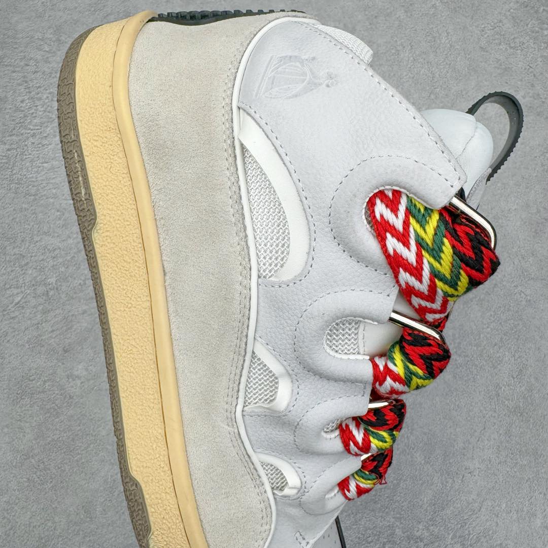 图片[6]-＃GD广顶 Lanvin Leather Curb Sneakers浪凡面包鞋 Leather是一款灵感源自90年代的运动鞋 设计自信 尺寸夸张 这款鞋由纳帕小牛皮、翻毛皮和网眼布制成 圆润的外形、加垫的鞋舌和弯曲的金属孔眼使这款精心打造的鞋格外舒适 尺码：35 36 37 38 39 40 41 42 43 44 45 46-选品中心