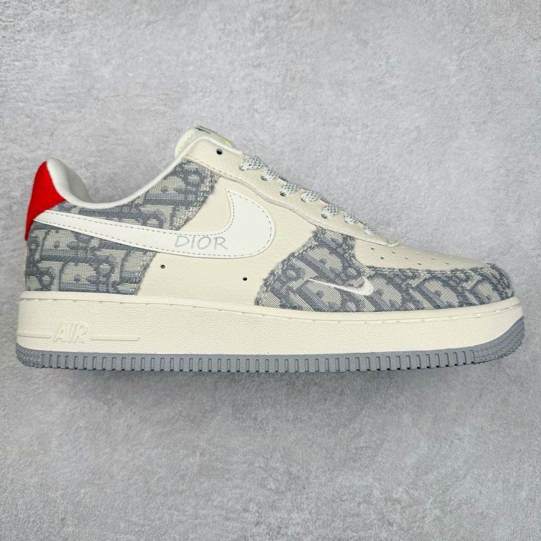 NK Air Force 1´07 Low 空军一号低帮百搭休闲运动板鞋 DF0188-021 柔软、弹性十足的缓震性能和出色的中底设计 横跨复古与现代的外型结合 造就出风靡全球 三十多年的Force 1 直到今天还深受青睐 尺码:36 36.5 37.5 38 38.5 39 40 40.5 41 42 42.5 43 44 44.5 45-选品中心