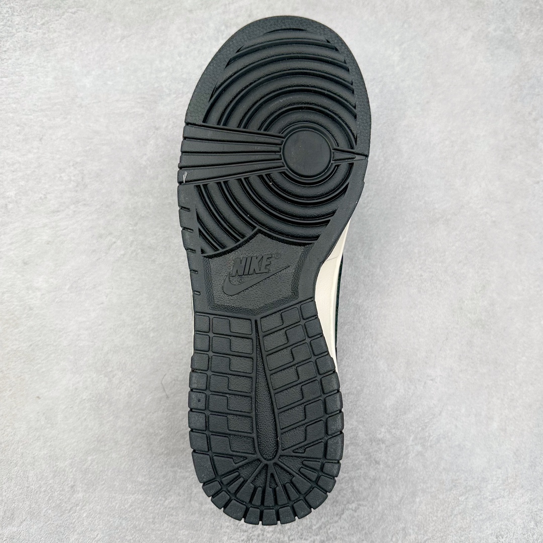 图片[9]-NK Dunk Low 定制配色 YX5066-237 大厂出品 极力推荐 原装头层材料 独家版型蒸餾加工帶來的是更好的视觉和脚感体验大厂纯原品质出货 清洁度 电绣工艺 皮料切割干净无任何毛边 细节完美 尺码：36 36.5 37.5 38 38.5 39 40 40.5 41 42 42.5 43 44 44.5 45 46 47.5-选品中心