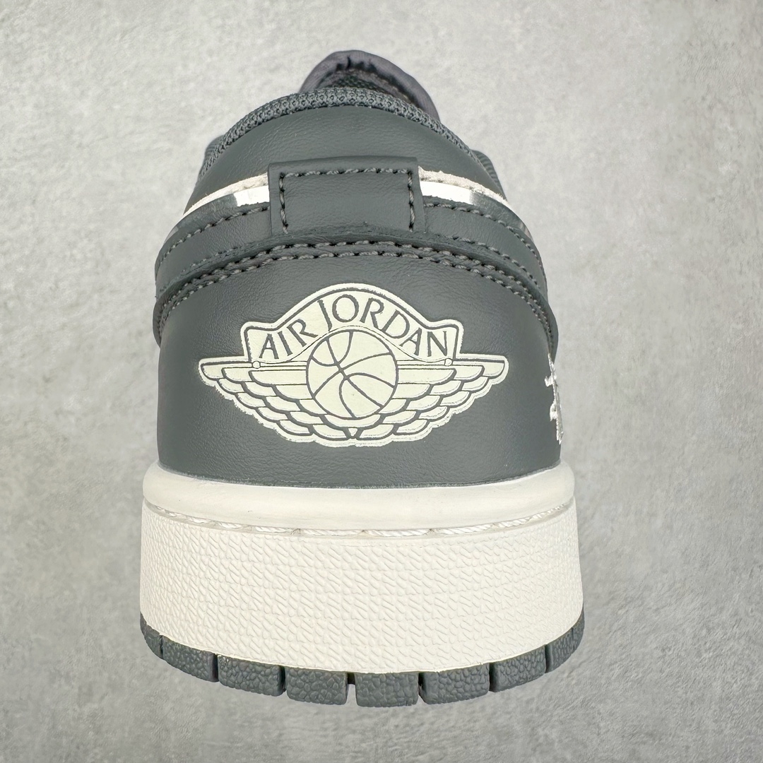 图片[8]-Air Jordan AJ1 Low 低帮系列定制配色XX3318-583 原厂内置气垫魔块 A模大底 头层小牛皮 鞋舌AJ原厂专用牛津布+AJ专用反口珍珠布+原厂无杂质高弹内里海棉+特殊封边弹力鞋带 尺码：36 36.5 37.5 38 38.5 39 40 40.5 41 42 42.5 43 44 44.5 45 46-选品中心