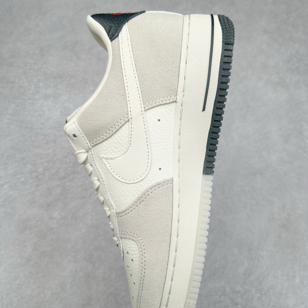 图片[7]-NK Air Force 1´07 Low 空军一号低帮百搭休闲运动板鞋 CH6336-517 柔软、弹性十足的缓震性能和出色的中底设计 横跨复古与现代的外型结合 造就出风靡全球 三十多年的Force 1 直到今天还深受青睐 尺码：36 36.5 37.5 38 38.5 39 40 40.5 41 42 42.5 43 44 44.5 45-选品中心