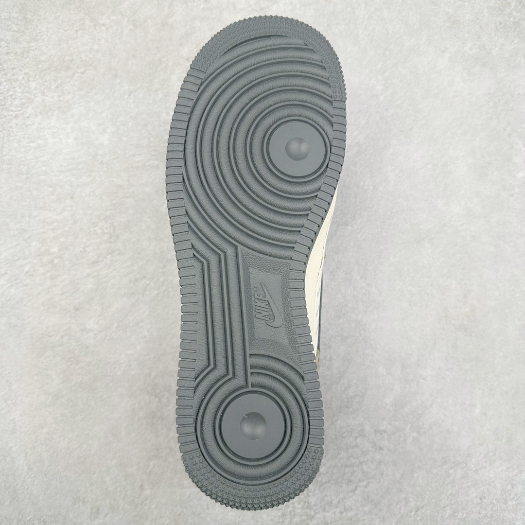 图片[9]-NK Air Force 1´07 Low 空军一号低帮百搭休闲运动板鞋 DM6688-008 柔软、弹性十足的缓震性能和出色的中底设计 横跨复古与现代的外型结合 造就出风靡全球 三十多年的Force 1 直到今天还深受青睐 尺码：36 36.5 37.5 38 38.5 39 40 40.5 41 42 42.5 43 44 44.5 45-选品中心