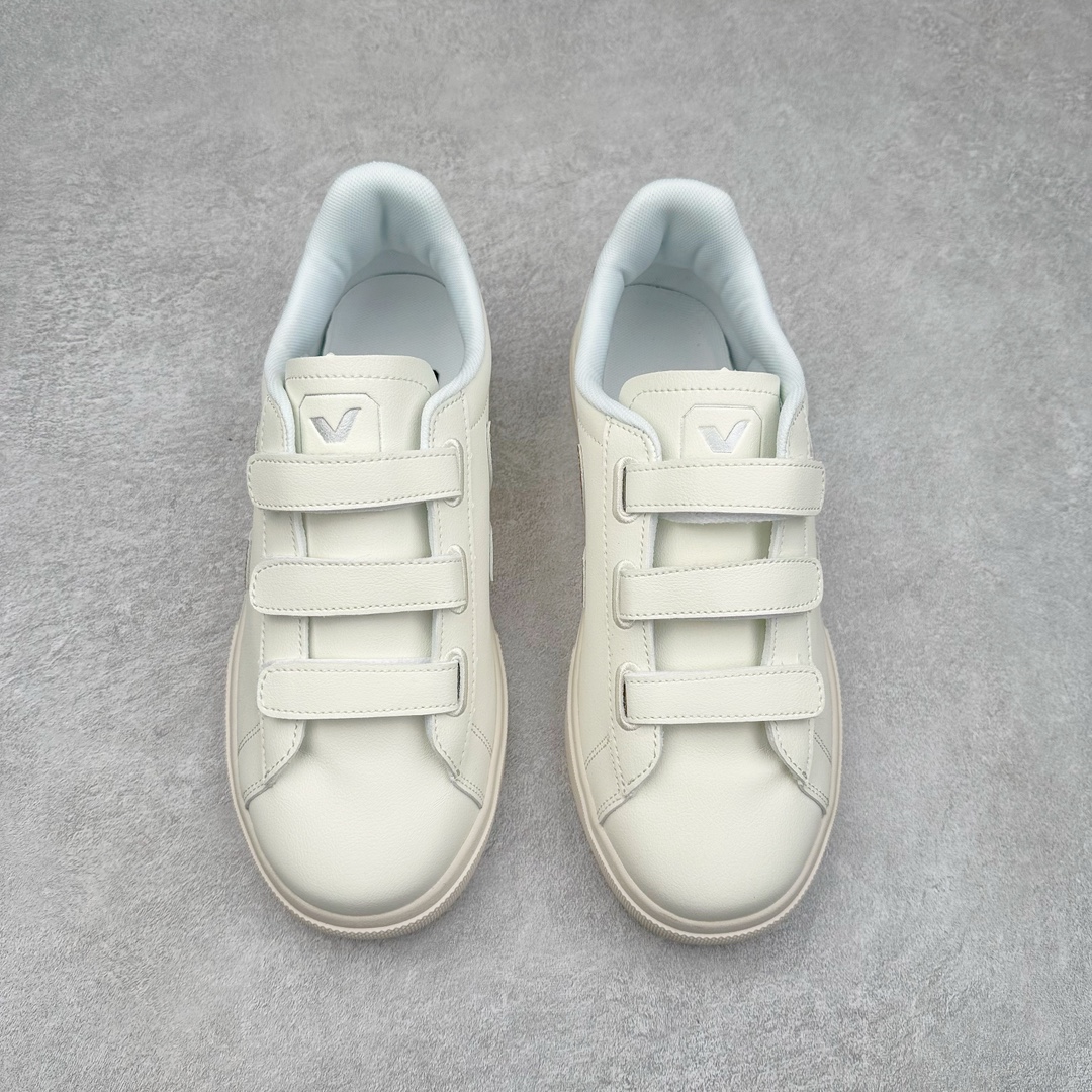 图片[2]-＃福利特价 Veja Leather Extra Sneakers 法国国民V字经典小白板鞋 #Ins爆款 街拍频繁上镜 春季入夏简约百搭款 全头层进口牛皮 舒适面革内里 广东厂 高端主打色系全网热销中 所售渠道大致由代购渠道 尺码：35 36 37 38 39 40 41 42 43 44 45-选品中心