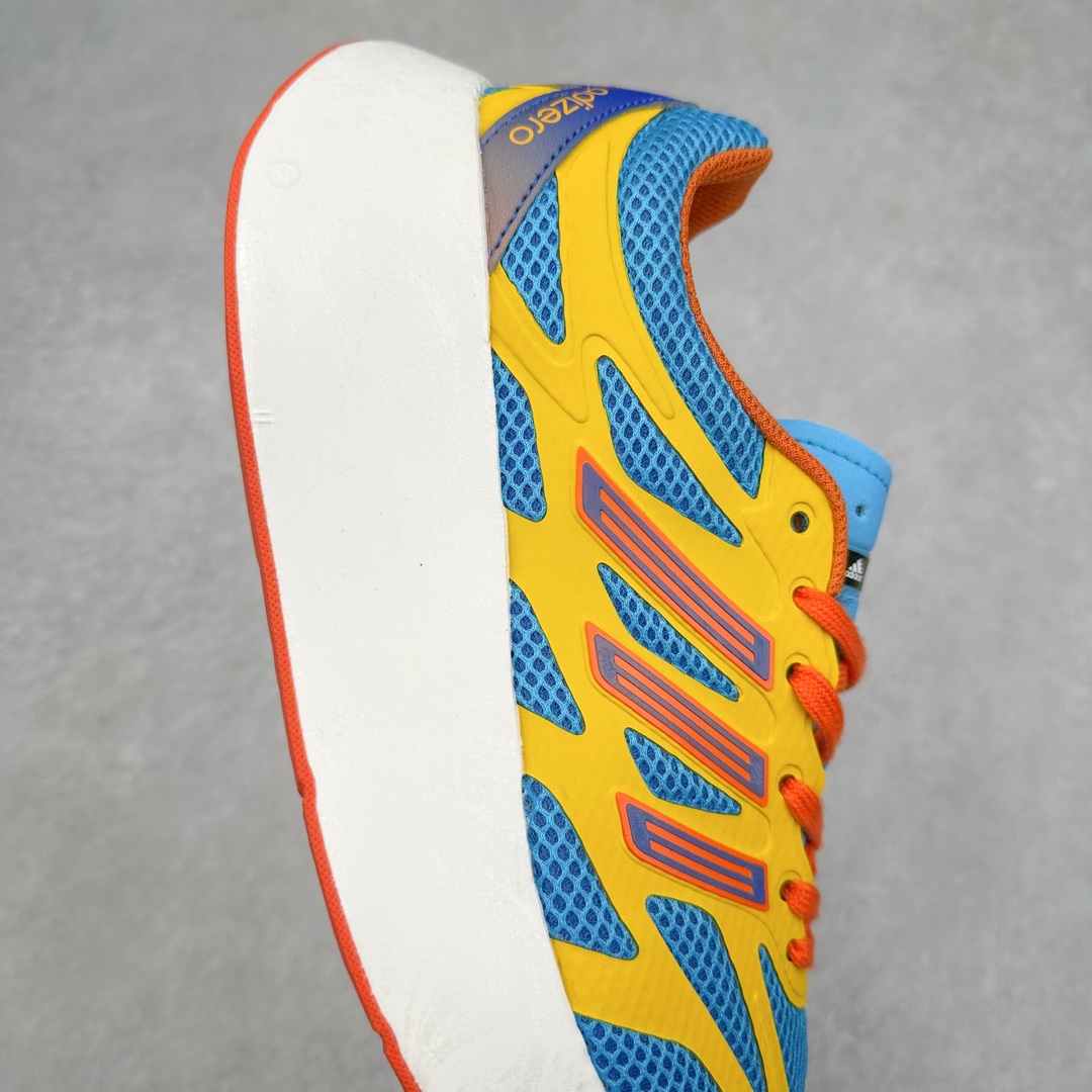 图片[6]-AD Adizero Aruku 全新跑鞋 JH8074 以永动机为灵感的前卫造型 以及时下流行的厚底设定 让人无比期待 “Aruku” 在日文中是行走的意思 昭示了这是一双定位于大众日常训练或慢跑的鞋款 黑、白、红三色的撞色外观 搭配街头感、现代感十足的鞋面线条勾勒 格外引人注目 搭配丰沛的全新 Swirlfoam 泡棉厚底 虽然不像顶级竞速跑鞋那般极致 但也将日常舒适和时尚颜值平衡到位 尺码：36 36.5 37.5 38 38.5 39 40 40.5 41 42 42.5 43 44 44.5 45-选品中心