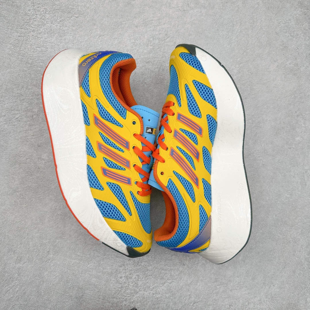 图片[3]-AD Adizero Aruku 全新跑鞋 JH8074 以永动机为灵感的前卫造型 以及时下流行的厚底设定 让人无比期待 “Aruku” 在日文中是行走的意思 昭示了这是一双定位于大众日常训练或慢跑的鞋款 黑、白、红三色的撞色外观 搭配街头感、现代感十足的鞋面线条勾勒 格外引人注目 搭配丰沛的全新 Swirlfoam 泡棉厚底 虽然不像顶级竞速跑鞋那般极致 但也将日常舒适和时尚颜值平衡到位 尺码：36 36.5 37.5 38 38.5 39 40 40.5 41 42 42.5 43 44 44.5 45-选品中心