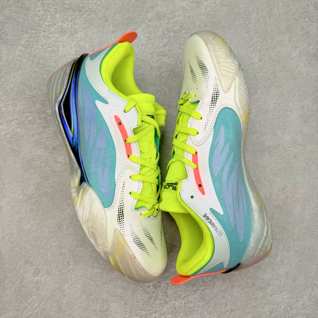 图片[3]-＃K版纯原 PUMA All-Pro Nitro 彪马舒适耐磨低帮实战篮球鞋 鞋身材质运用轻质皮革、ULTRAWEAVE 高强度超轻工程编织网面与热熔材料共同构建。针对双脚的不同区域，科学合理的提供包裹、透气、轻量化的多项职责。造型方面给人以犀利凶猛的感觉。液态金属质感的轻质柔软皮革，搭配 ULTRAWEAVE 的动态织物区域，整双鞋的质感层次特别高级。既营造出动感写意的视觉轮廓，又释放出梦幻前卫的战斗气息，颜值绝对是当下球鞋圈 T0 级别的存在！科技方面，融合 PUMA 当前各类最尖端科技，更是「ELITE 精英版」的精华所在！作为 PUMA 首双搭载内嵌式可置换中底的篮球战靴，将 NITRO™ SQD FOAM 分区密度科技与下方 PWRPLATE 前叉形碳纤维板相结合。尺码：40 40.5 41 42 42.5 43 44 44.5 45 46-选品中心