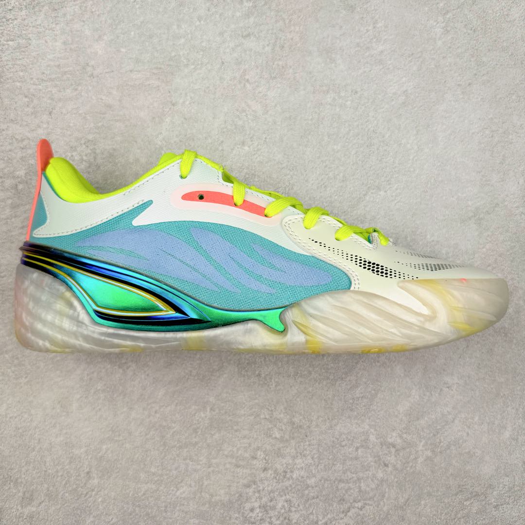 ＃K版纯原 PUMA All-Pro Nitro 彪马舒适耐磨低帮实战篮球鞋 鞋身材质运用轻质皮革、ULTRAWEAVE 高强度超轻工程编织网面与热熔材料共同构建。针对双脚的不同区域，科学合理的提供包裹、透气、轻量化的多项职责。造型方面给人以犀利凶猛的感觉。液态金属质感的轻质柔软皮革，搭配 ULTRAWEAVE 的动态织物区域，整双鞋的质感层次特别高级。既营造出动感写意的视觉轮廓，又释放出梦幻前卫的战斗气息，颜值绝对是当下球鞋圈 T0 级别的存在！科技方面，融合 PUMA 当前各类最尖端科技，更是「ELITE 精英版」的精华所在！作为 PUMA 首双搭载内嵌式可置换中底的篮球战靴，将 NITRO™ SQD FOAM 分区密度科技与下方 PWRPLATE 前叉形碳纤维板相结合。尺码：40 40.5 41 42 42.5 43 44 44.5 45 46-选品中心