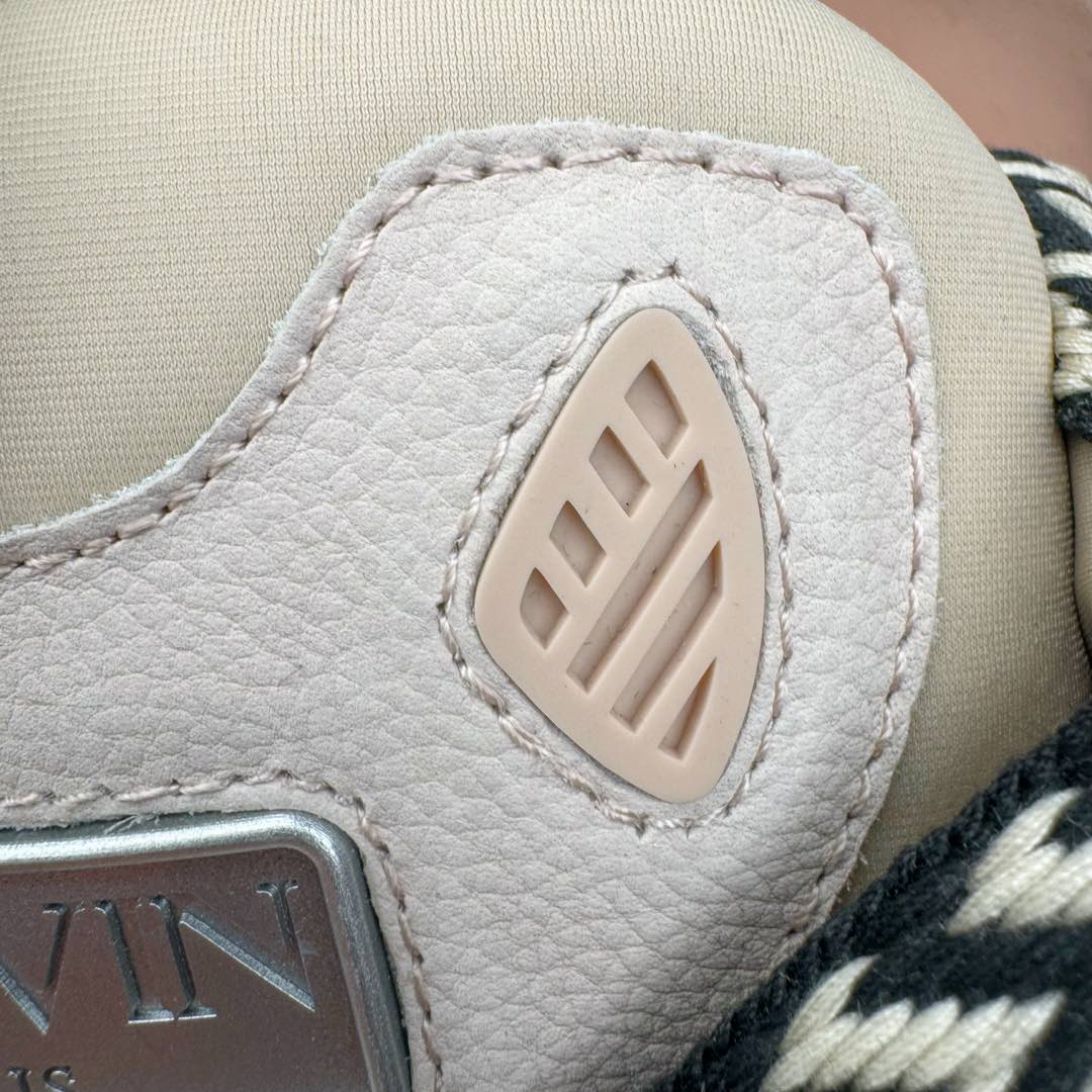 图片[11]-＃GD广顶 Lanvin Leather Curb Sneakers浪凡面包鞋 Leather是一款灵感源自90年代的运动鞋 设计自信 尺寸夸张 这款鞋由纳帕小牛皮、翻毛皮和网眼布制成 圆润的外形、加垫的鞋舌和弯曲的金属孔眼使这款精心打造的鞋格外舒适 尺码：35 36 37 38 39 40 41 42 43 44 45 46-选品中心