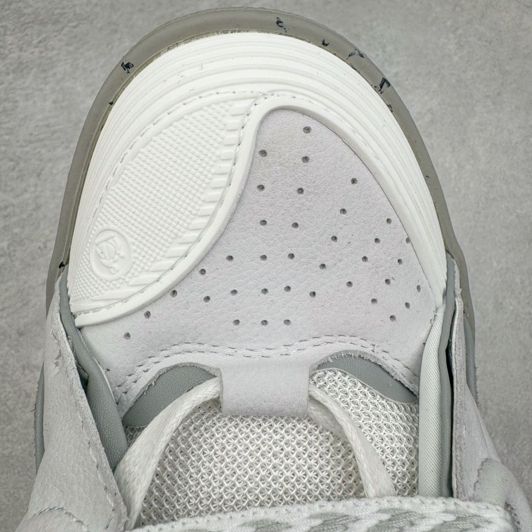 图片[13]-＃GD广顶 Lanvin Leather Curb Sneakers浪凡面包鞋 Leather是一款灵感源自90年代的运动鞋 设计自信 尺寸夸张 这款鞋由纳帕小牛皮、翻毛皮和网眼布制成 圆润的外形、加垫的鞋舌和弯曲的金属孔眼使这款精心打造的鞋格外舒适 尺码：35 36 37 38 39 40 41 42 43 44 45 46-选品中心