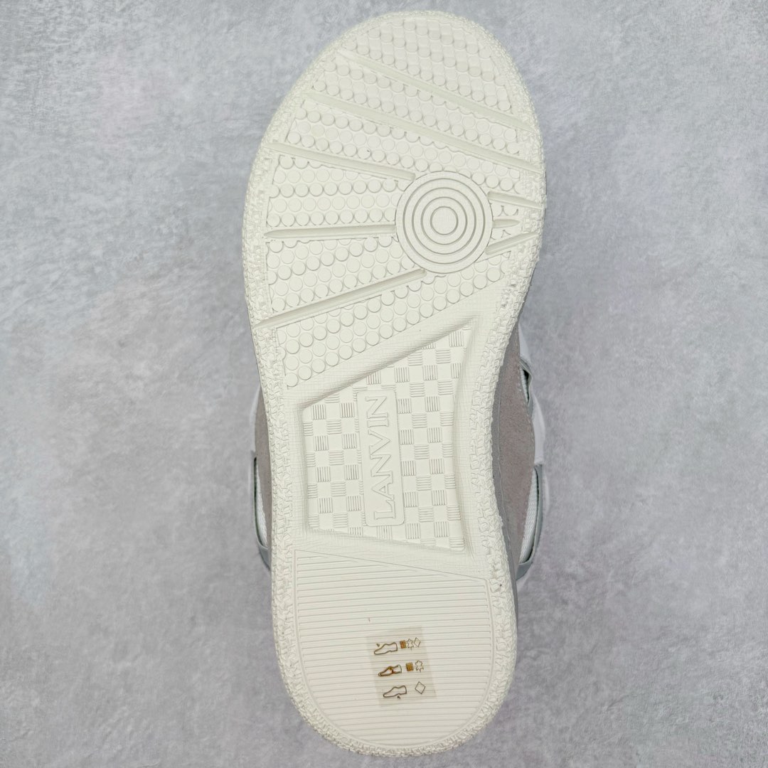 图片[9]-＃GD广顶 Lanvin Leather Curb Sneakers浪凡面包鞋 Leather是一款灵感源自90年代的运动鞋 设计自信 尺寸夸张 这款鞋由纳帕小牛皮、翻毛皮和网眼布制成 圆润的外形、加垫的鞋舌和弯曲的金属孔眼使这款精心打造的鞋格外舒适 尺码：35 36 37 38 39 40 41 42 43 44 45 46-选品中心