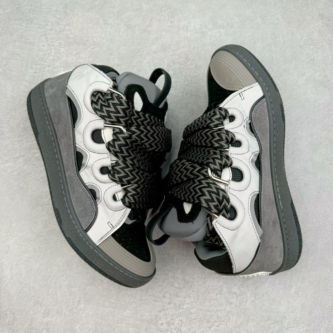 图片[3]-＃GD广顶 Lanvin Leather Curb Sneakers浪凡面包鞋 Leather是一款灵感源自90年代的运动鞋 设计自信 尺寸夸张 这款鞋由纳帕小牛皮、翻毛皮和网眼布制成 圆润的外形、加垫的鞋舌和弯曲的金属孔眼使这款精心打造的鞋格外舒适 尺码：35 36 37 38 39 40 41 42 43 44 45 46-选品中心