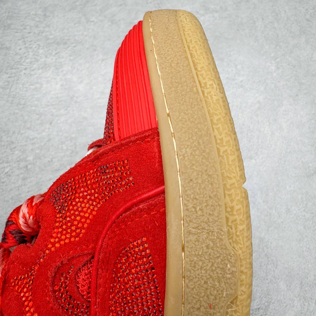 图片[12]-＃GD广顶 Lanvin Leather Curb Sneakers浪凡面包鞋 Leather是一款灵感源自90年代的运动鞋 设计自信 尺寸夸张 这款鞋由纳帕小牛皮、翻毛皮和网眼布制成 圆润的外形、加垫的鞋舌和弯曲的金属孔眼使这款精心打造的鞋格外舒适 尺码：35 36 37 38 39 40 41 42 43 44 45 46-选品中心