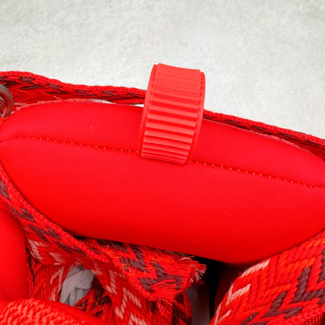 图片[14]-＃GD广顶 Lanvin Leather Curb Sneakers浪凡面包鞋 Leather是一款灵感源自90年代的运动鞋 设计自信 尺寸夸张 这款鞋由纳帕小牛皮、翻毛皮和网眼布制成 圆润的外形、加垫的鞋舌和弯曲的金属孔眼使这款精心打造的鞋格外舒适 尺码：35 36 37 38 39 40 41 42 43 44 45 46-选品中心