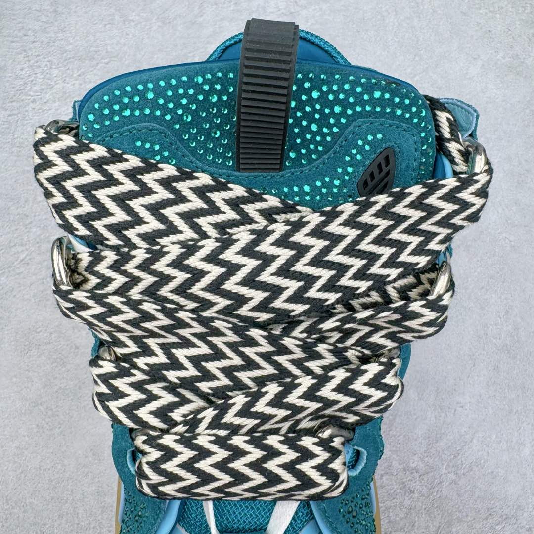 图片[5]-＃GD广顶 Lanvin Leather Curb Sneakers浪凡面包鞋 Leather是一款灵感源自90年代的运动鞋 设计自信 尺寸夸张 这款鞋由纳帕小牛皮、翻毛皮和网眼布制成 圆润的外形、加垫的鞋舌和弯曲的金属孔眼使这款精心打造的鞋格外舒适 尺码：35 36 37 38 39 40 41 42 43 44 45 46-选品中心