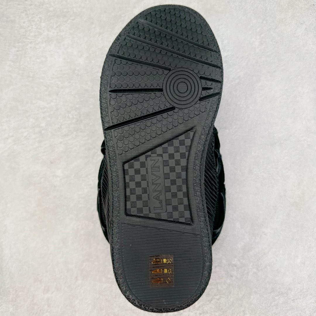 图片[9]-＃GD广顶 Lanvin Leather Curb Sneakers浪凡面包鞋 Leather是一款灵感源自90年代的运动鞋 设计自信 尺寸夸张 这款鞋由纳帕小牛皮、翻毛皮和网眼布制成 圆润的外形、加垫的鞋舌和弯曲的金属孔眼使这款精心打造的鞋格外舒适 尺码：35 36 37 38 39 40 41 42 43 44 45 46-选品中心