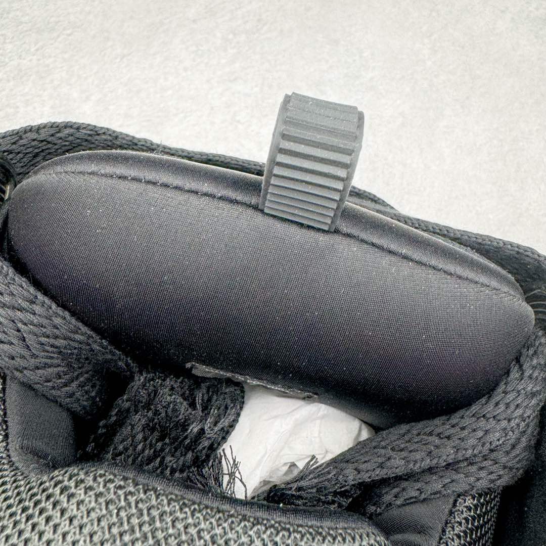 图片[16]-＃GD广顶 Lanvin Leather Curb Sneakers浪凡面包鞋 Leather是一款灵感源自90年代的运动鞋 设计自信 尺寸夸张 这款鞋由纳帕小牛皮、翻毛皮和网眼布制成 圆润的外形、加垫的鞋舌和弯曲的金属孔眼使这款精心打造的鞋格外舒适 尺码：35 36 37 38 39 40 41 42 43 44 45 46-选品中心