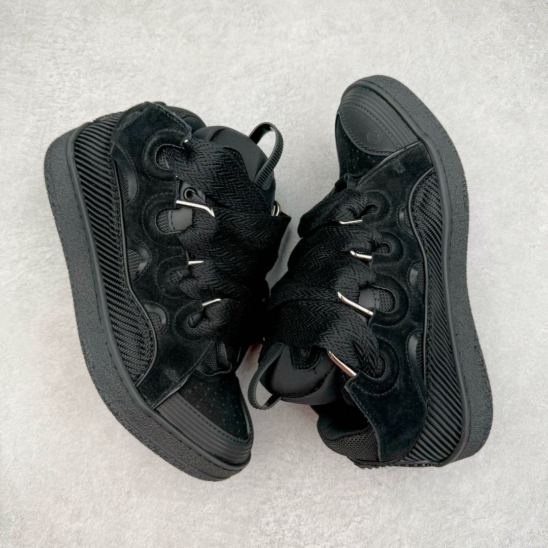 图片[3]-＃GD广顶 Lanvin Leather Curb Sneakers浪凡面包鞋 Leather是一款灵感源自90年代的运动鞋 设计自信 尺寸夸张 这款鞋由纳帕小牛皮、翻毛皮和网眼布制成 圆润的外形、加垫的鞋舌和弯曲的金属孔眼使这款精心打造的鞋格外舒适 尺码：35 36 37 38 39 40 41 42 43 44 45 46-选品中心