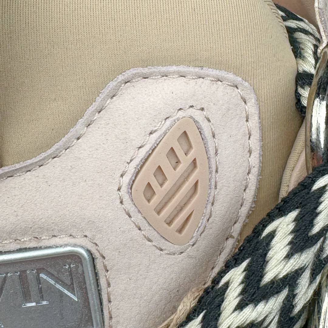 图片[11]-＃GD广顶 Lanvin Leather Curb Sneakers浪凡面包鞋 Leather是一款灵感源自90年代的运动鞋 设计自信 尺寸夸张 这款鞋由纳帕小牛皮、翻毛皮和网眼布制成 圆润的外形、加垫的鞋舌和弯曲的金属孔眼使这款精心打造的鞋格外舒适 尺码：35 36 37 38 39 40 41 42 43 44 45 46-选品中心