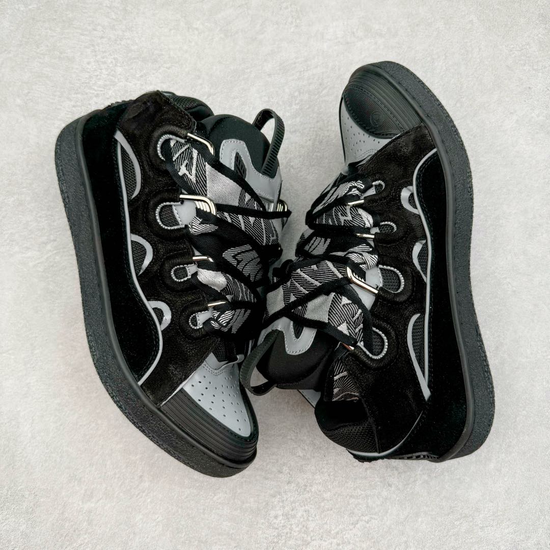 图片[3]-＃GD广顶 Lanvin Leather Curb Sneakers浪凡面包鞋 Leather是一款灵感源自90年代的运动鞋 设计自信 尺寸夸张 这款鞋由纳帕小牛皮、翻毛皮和网眼布制成 圆润的外形、加垫的鞋舌和弯曲的金属孔眼使这款精心打造的鞋格外舒适 尺码：35 36 37 38 39 40 41 42 43 44 45 46-选品中心