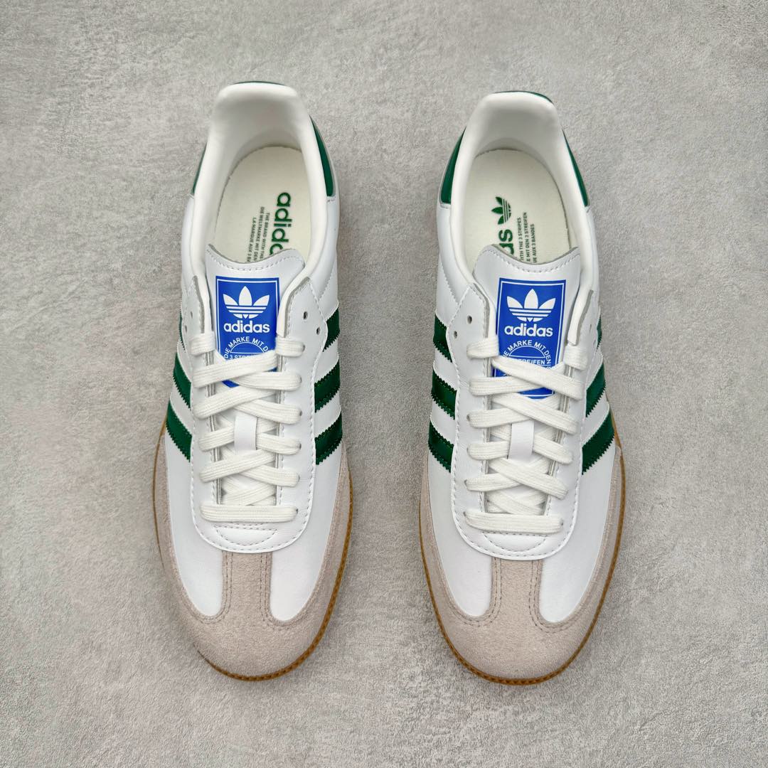 图片[2]-＃M版纯原福利 AD Original Samba OG 复古经典轻便板鞋 白绿 IE3437 原装头层牛皮加持 正确烫金高频细节 原装纳米超迁皮料 独家私模橡胶大底 原盒原配 正确黑色中底布 这款桑巴鞋展示了高质量的工艺 带有装饰的超锁缝制和无缝的手感 柔软、柔软的皮革造型和标志性的3条纹完成了精致的外观 正规合身鞋带 鞋面上有绒面鞋垫 橡胶鞋底 享受正畸套筒软感 自50年代首次亮相以来就一直在赢得粉丝的青睐 尺码：36 36.5 37.5 38 38.5 39 40 40.5 41 42 42.5 43 44 44.5 45-选品中心
