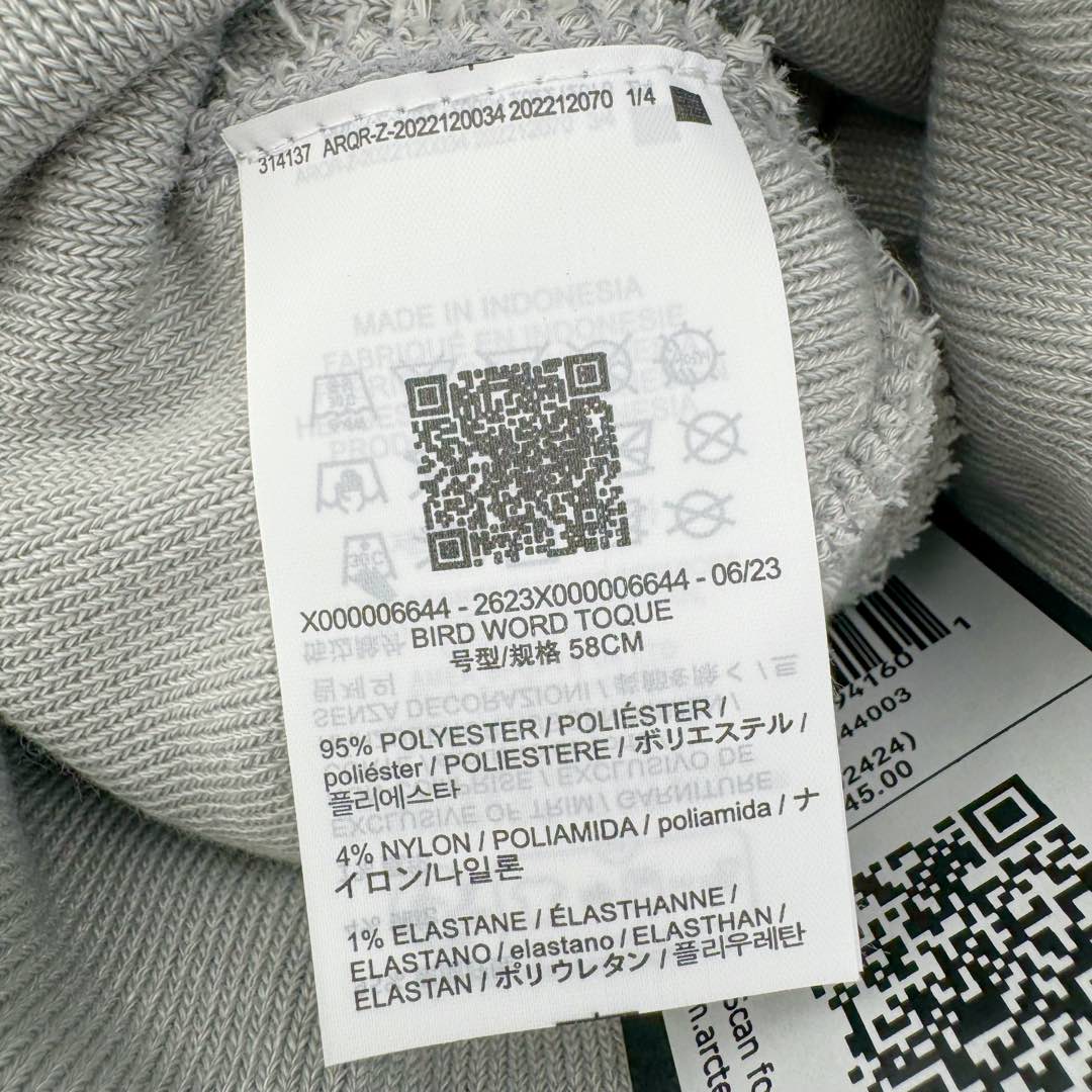 图片[10]-Arcteryx 始祖鸟针织保暖字母刺绣Logo 再生聚酯纤维 绒线帽 男女同款情侣款 作为秋冬氛围感必备的时尚单品 这次给大家分享的是一款鸟系列的冷帽 经典的鸟logo融入字母的撞色提花搭配 显得是特别高级 冬天戴着的话防风又保暖 关键时候还可以修饰自己的发型 可以说是冬天应季的刚需产品-选品中心