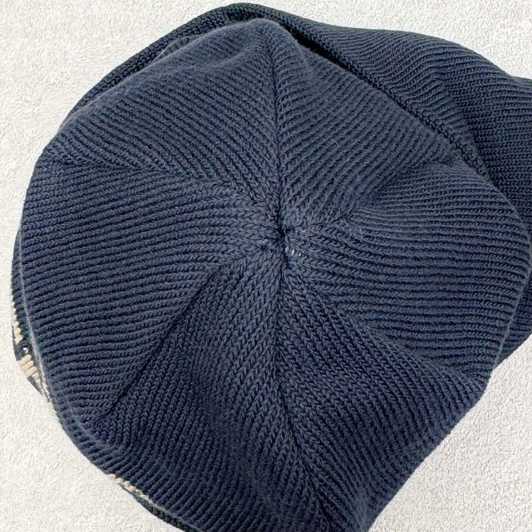 图片[7]-Arcteryx 始祖鸟针织保暖字母刺绣Logo 再生聚酯纤维 绒线帽 男女同款情侣款 作为秋冬氛围感必备的时尚单品 这次给大家分享的是一款鸟系列的冷帽 经典的鸟logo融入字母的撞色提花搭配 显得是特别高级 冬天戴着的话防风又保暖 关键时候还可以修饰自己的发型 可以说是冬天应季的刚需产品-选品中心