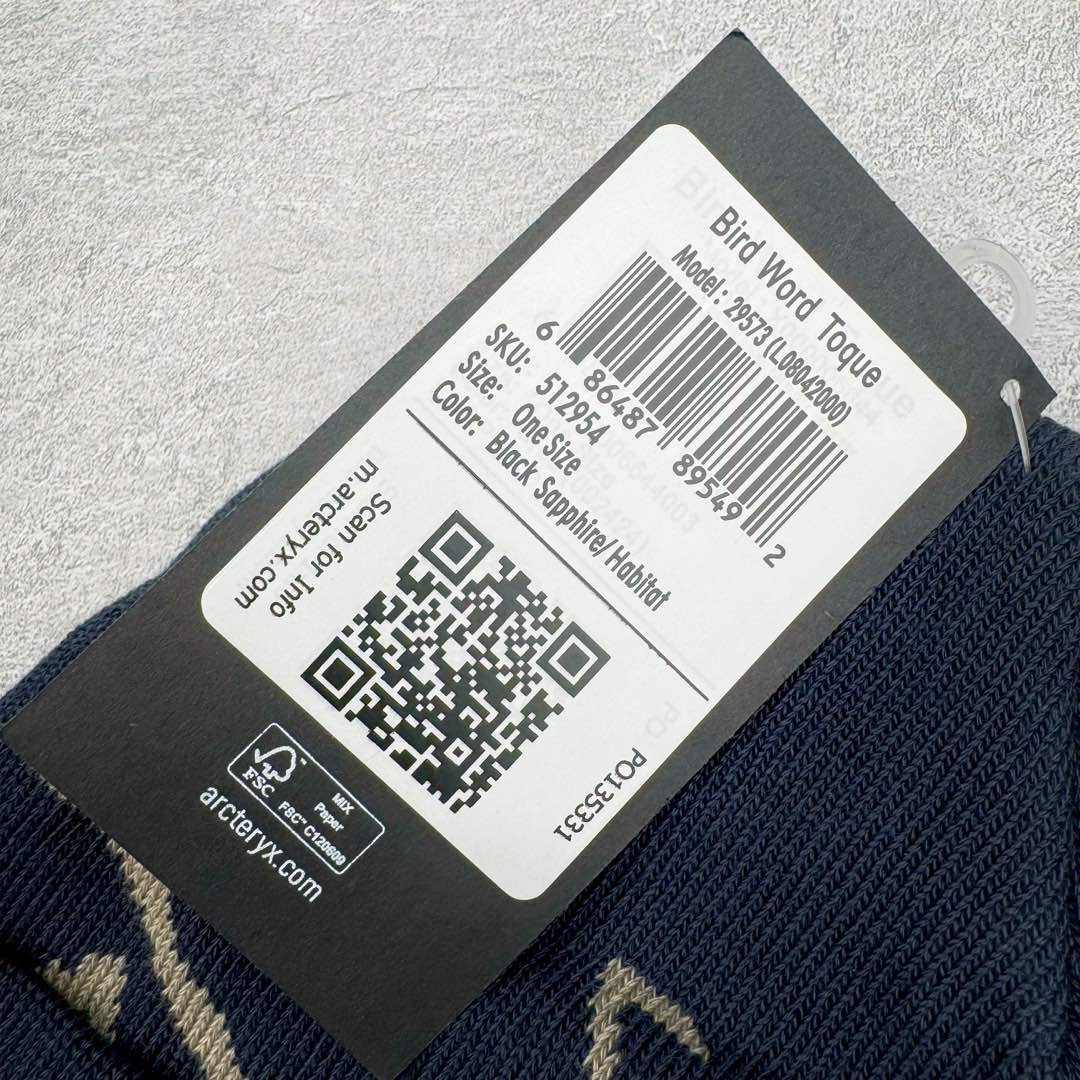 图片[11]-Arcteryx 始祖鸟针织保暖字母刺绣Logo 再生聚酯纤维 绒线帽 男女同款情侣款 作为秋冬氛围感必备的时尚单品 这次给大家分享的是一款鸟系列的冷帽 经典的鸟logo融入字母的撞色提花搭配 显得是特别高级 冬天戴着的话防风又保暖 关键时候还可以修饰自己的发型 可以说是冬天应季的刚需产品-选品中心