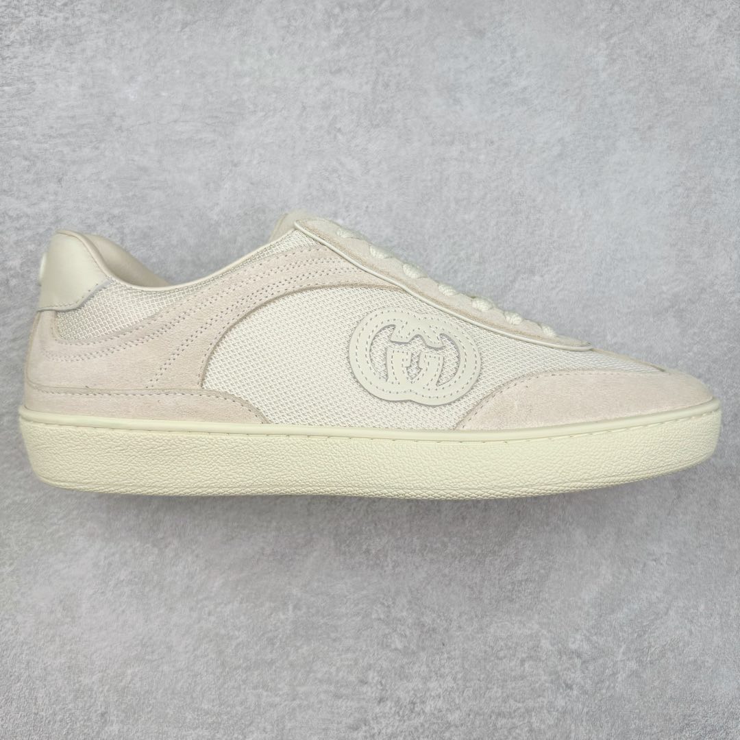 Gucci Lido 古驰新款复古板鞋 意大利海岸的夏日风情和海滩俱乐部汲取灵感 这款运动鞋以绒面材质匠心打造缀饰互扣式双G标识等Gucci经典符号元素 尽显别样风采 尺码：35 36 37 38 39 40 41 42 43 44 45-选品中心