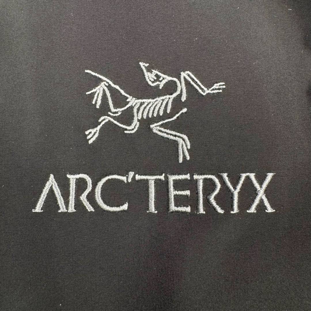 图片[12]-＃TZD Arcteryx Alpha SV 始祖鸟户外防水硬壳冲锋衣机能风拉链夹克三合一冲锋衣 羽绒内胆 双拉链 鸟家王炸款三合一冲锋衣羽绒服 一衣三穿 内胆带logo轻薄户外级羽绒服Yb四次压胶工艺 整衣3D立体仿生学设计衣长臂弯 Tri-Durance防水防雨面料 自行区别市面先行版本 强力操作推荐入手 原档案原数据开发版型 原包装原标 全套辅料定制 整衣腋下双向拉链 五金全部开模定制 吊牌书说明解析 多联水洗 这款设计简洁而通用 可提供高山环境所需的性能 采用bluesign@认证的采用带经编背衬N40P 13LGORE-TEX面料 轻薄而耐磨 防风、防水且透气 适合多种活动穿着 头盔兼容StormHood兜帽防护良好且不影响视线 插手口袋设有WaterTight拉链 便于取放物品 腋下拉链便于快速通风 拼接设计使活动自如 传统风琴交叉反向进入高山口袋设置在高位 VISLON中央正面拉链 可调节Velcro袖口魔术贴标签 兼容Zip-in 在胸前采用百灵达机器绣上了ARC TERYX徽标 多用途服装适用于多种活动和环境 高性能的简约设计 轻量而耐磨 GORE-TEX 防水、防风、透气面料可提供多面防护 -SV夹克同是Arc’teryx的明星产品 一直在高山恶劣环境中表现突出 现在功能更强大 重量更轻 尺码：S M L XL XXL-选品中心