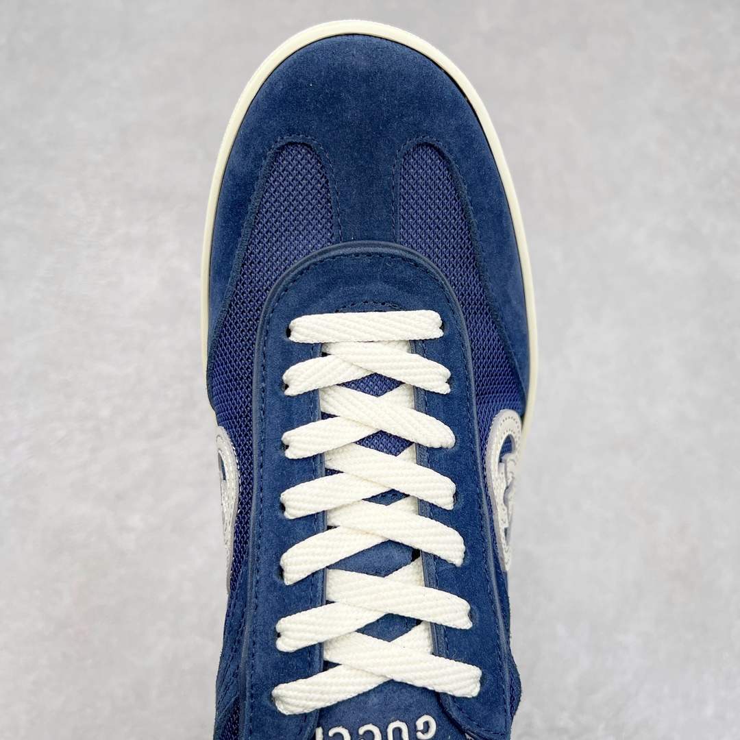 图片[4]-Gucci Lido 古驰新款复古板鞋 意大利海岸的夏日风情和海滩俱乐部汲取灵感 这款运动鞋以绒面材质匠心打造缀饰互扣式双G标识等Gucci经典符号元素 尽显别样风采 尺码：35 36 37 38 39 40 41 42 43 44 45-选品中心