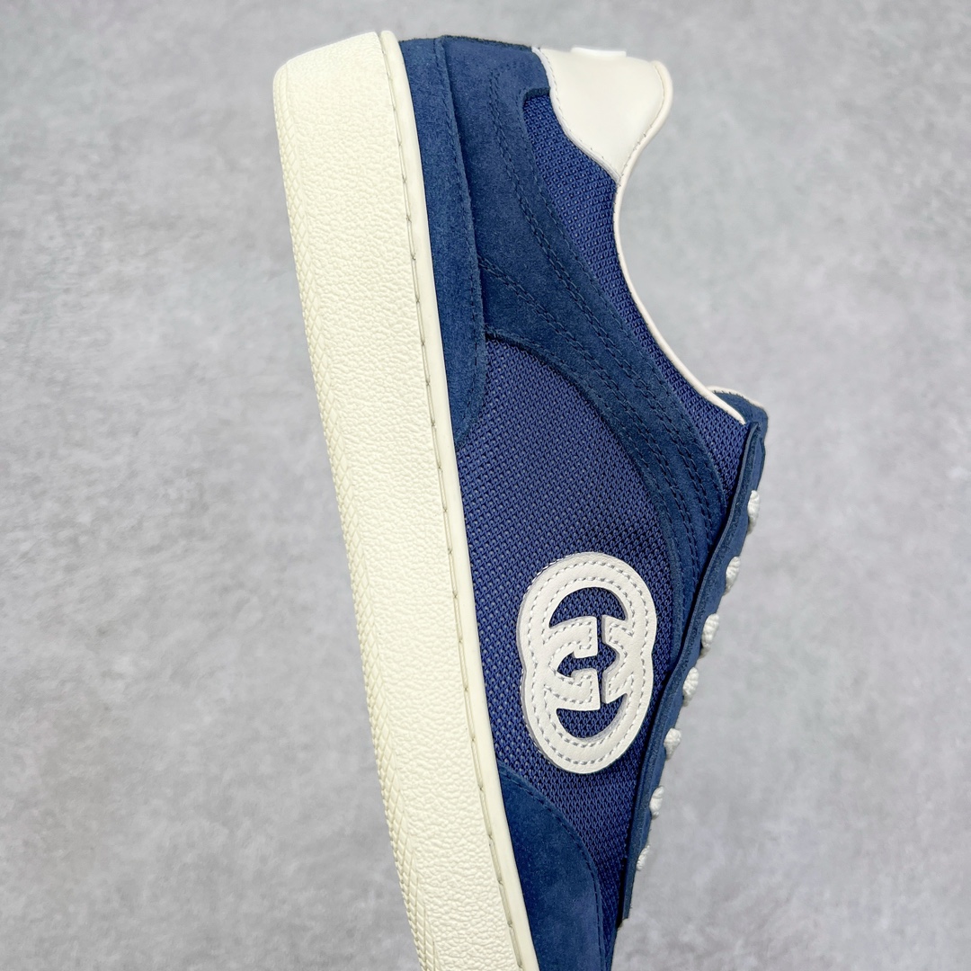 图片[6]-Gucci Lido 古驰新款复古板鞋 意大利海岸的夏日风情和海滩俱乐部汲取灵感 这款运动鞋以绒面材质匠心打造缀饰互扣式双G标识等Gucci经典符号元素 尽显别样风采 尺码：35 36 37 38 39 40 41 42 43 44 45-选品中心